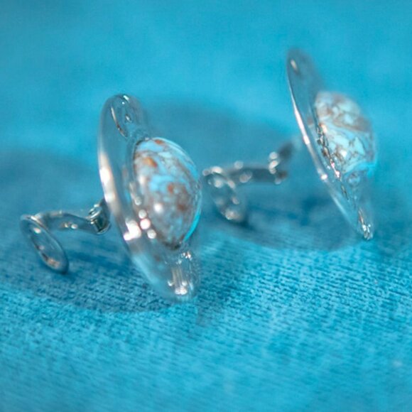 BEAUTIFUL VINTAGE Oval Polished Silver Tone Metal Clip On Earrings w Tur… - Picture 6 of 9